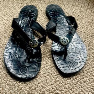 Tory Burch sandal flip flop size 9